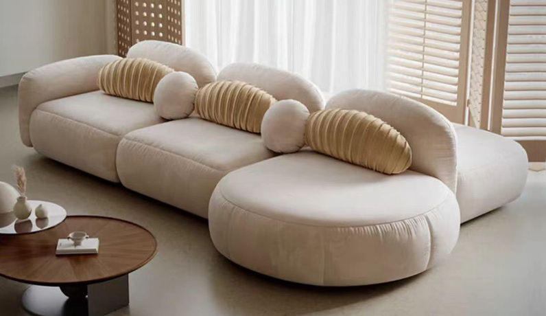 卡琪朵 奶油风双面坐沙发 自行组合模块化设计 轻薄柔软舒适绒布 高品质天然蓬松羽绒内芯 高密度回弹海绵 厚实不塌陷 转角沙发+脚踏（1+3+左贵妃+脚踏*2）