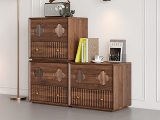  中古风 进口红斑马 质感柔润纹理自然 竖纹嵌合抽面造型 梅花格栅设计点缀 斗柜（三个组合柜）